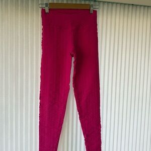 Booty by Brabants Hot Pink Textured Leggings